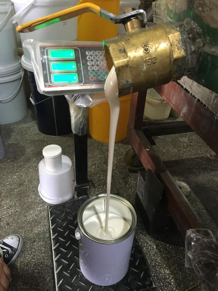 液態硅膠產品出現流紋路的原因是什么？